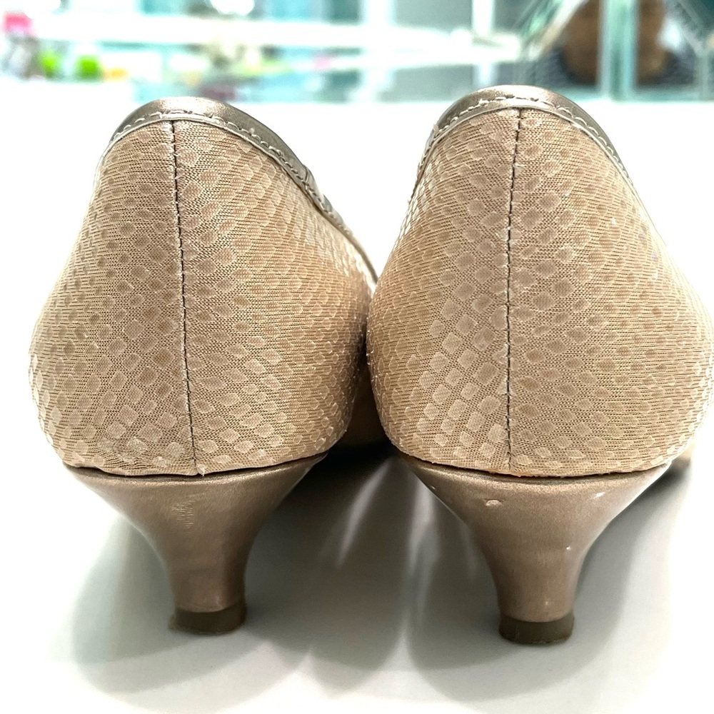 3/$25 AK Kitten Heels - Picture 3 of 8